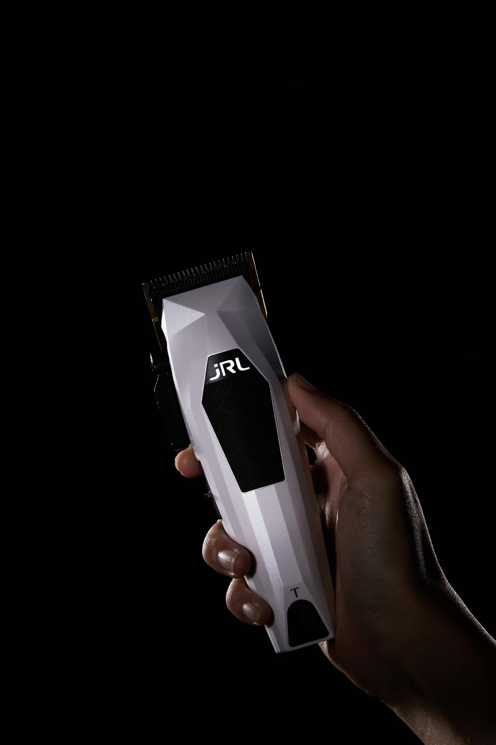 3000C HAIR CLIPPER WITH TAPER BLADE, WHITE-МАШИНКА ДЛЯ СТРИЖКИ ВОЛОС, ЦВЕТ БЕЛЫЙ