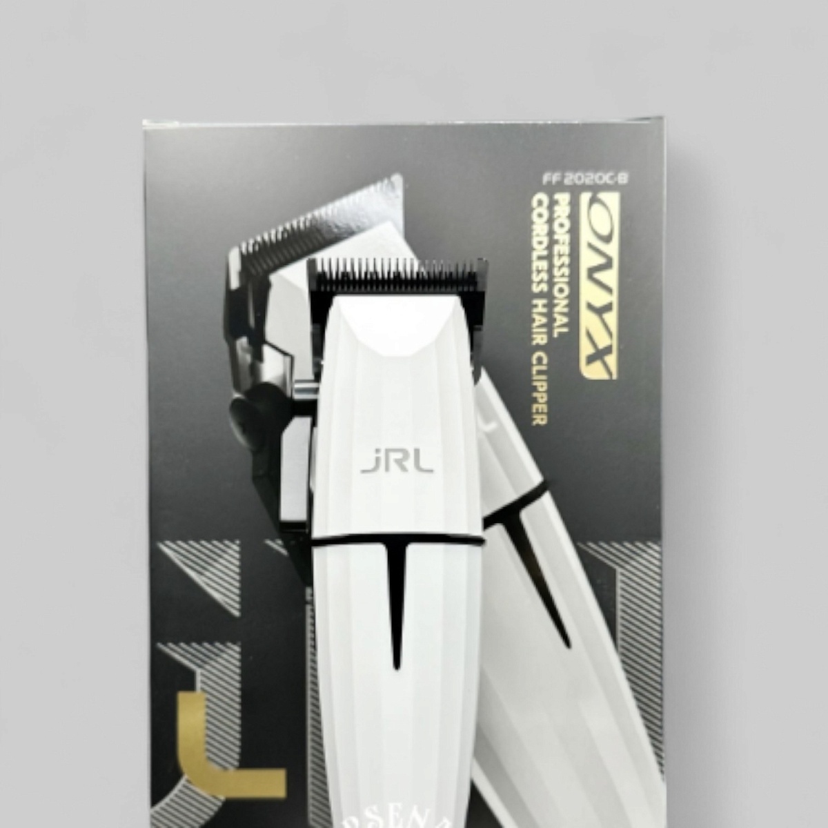 ONYX PROFESSIONAL CORDLESS HAIR CLIPPER WHITE-МАШИНКА ДЛЯ СТРИЖКИ ВОЛОС "JRL ONYX CORDLESS WHITE", ЦВЕТ БЕЛЫЙ/МАШИНКА  рабочая, роторный мотор, 2 скорости (6000 и 7500 об/мин), технология Reset IQ Charge, нож 45мм, высота среза 0-3,5мм, 10 насадок: 1